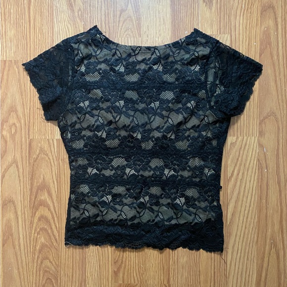 Top - Picture 2 of 2